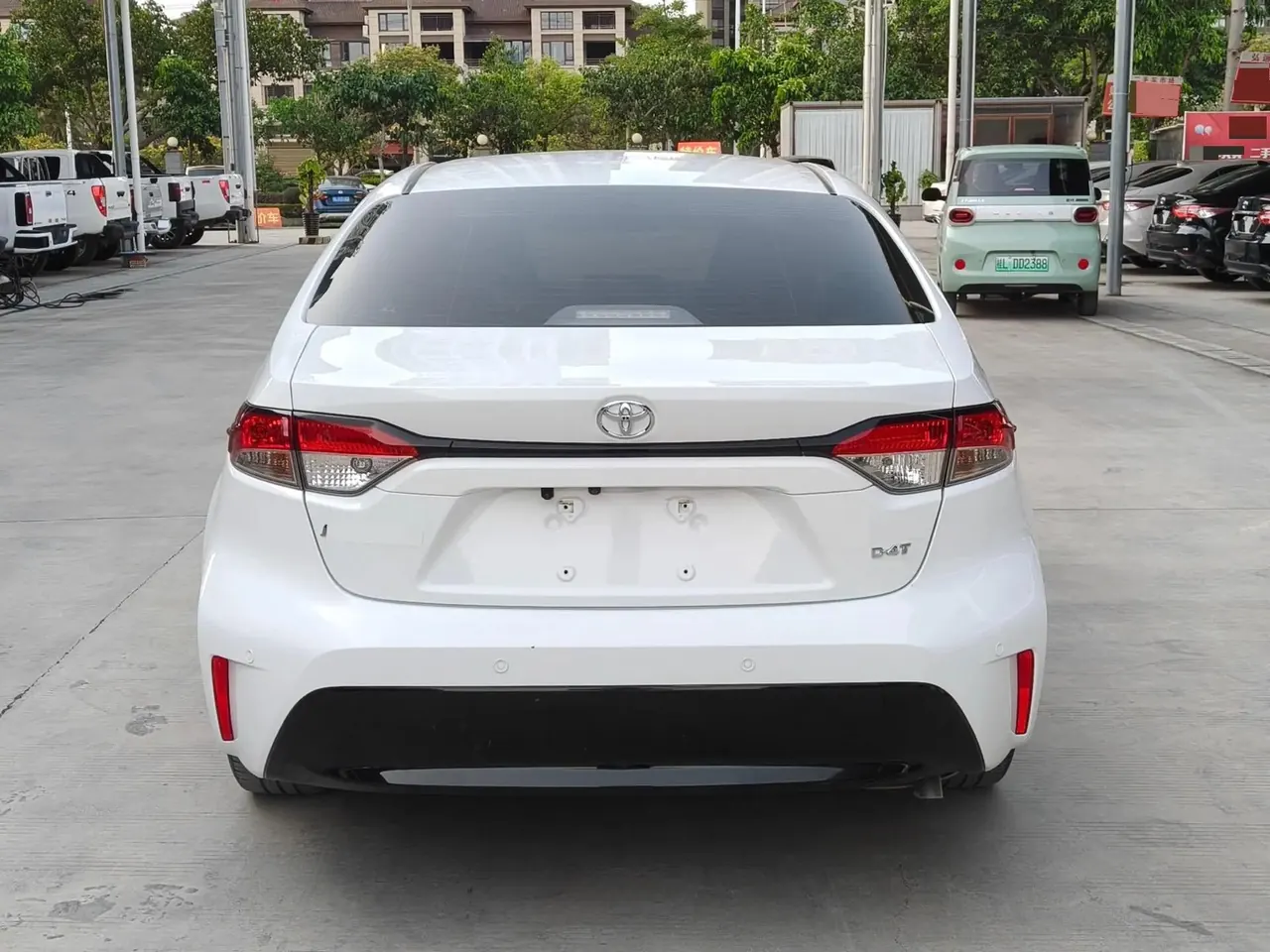 Levin 2022 185T CVT Luxury Edition 3