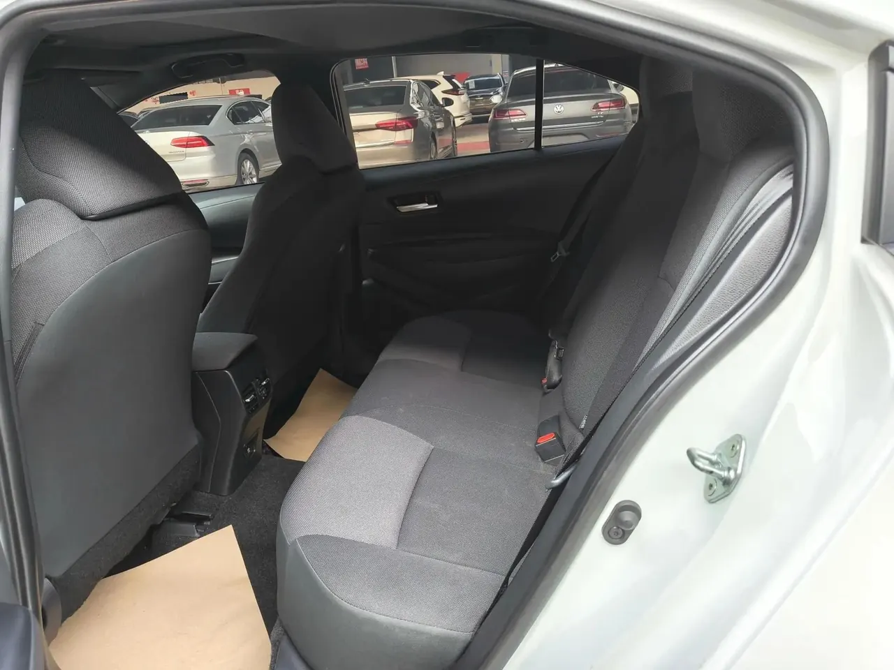 Levin 2022 185T CVT Luxury Edition 8