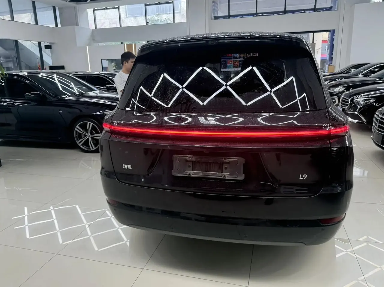 Li 2025 L9 Pro Intelligent Rejuvenation New Edition Automatic Gear 7