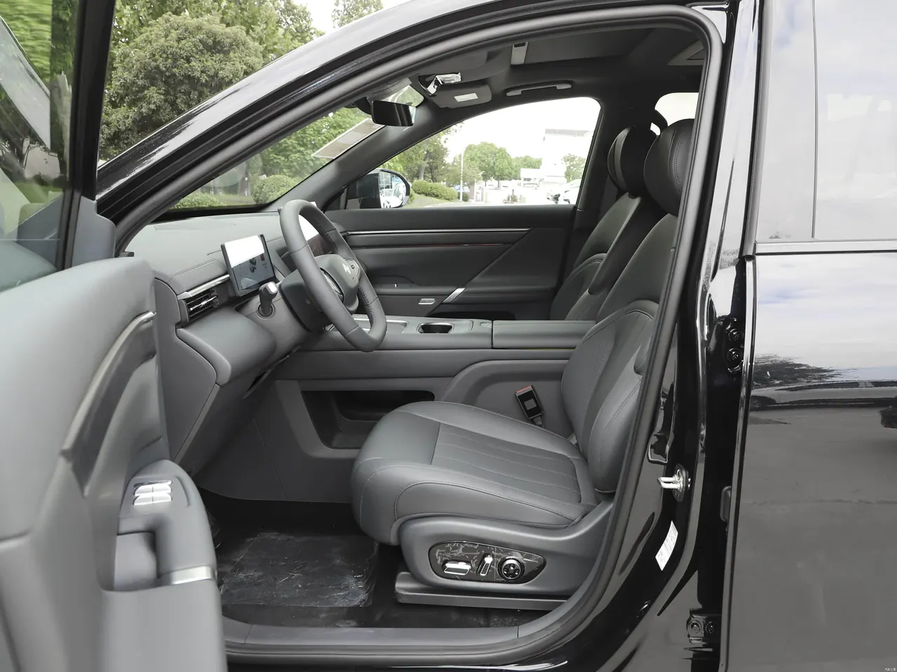 Eπ 008 2026 Six-seat Pure Electric Yue Edition 9