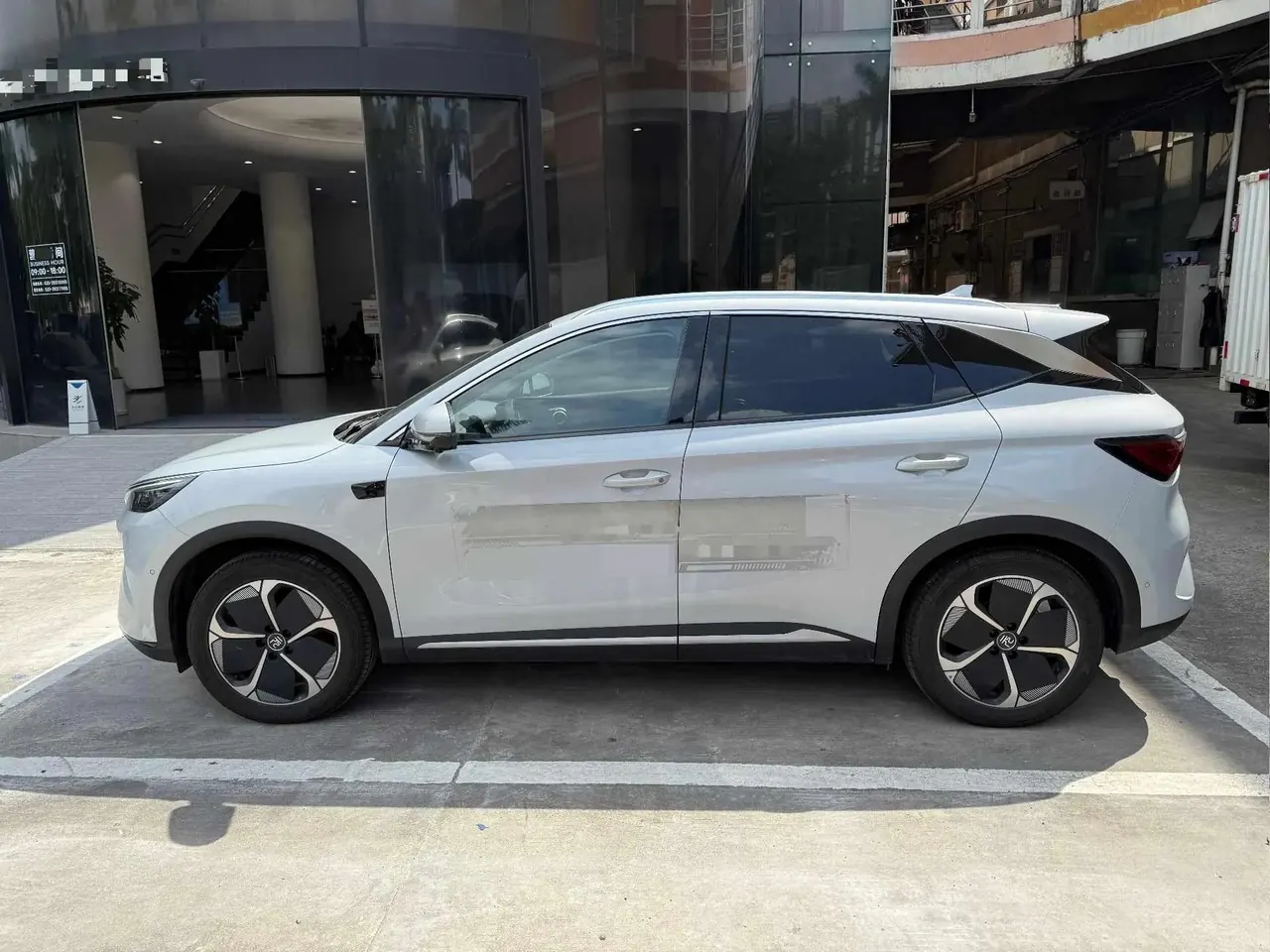 BYD Yuan PLUS 2025 Yuan PLUS Smart Driving Edition 510KM Excellent Automatic Gear 2
