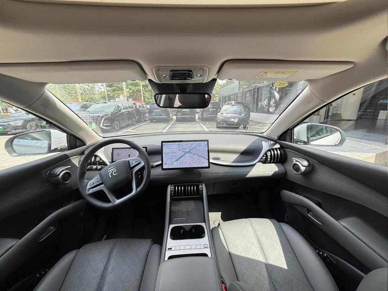BYD Yuan PLUS 2025 Yuan PLUS Smart Driving Edition 510KM Excellent Automatic Gear 4