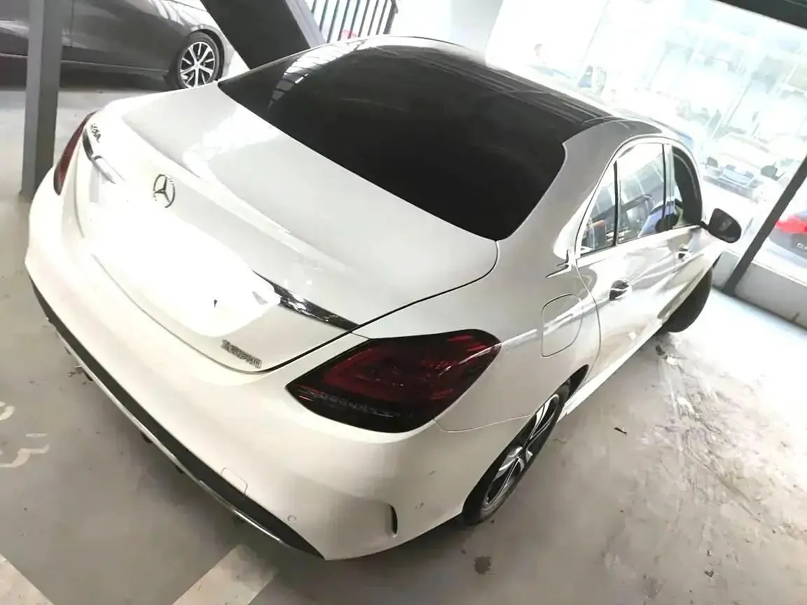 Mercedes Benz Class C 2020 C 260 L Sports Edition 2