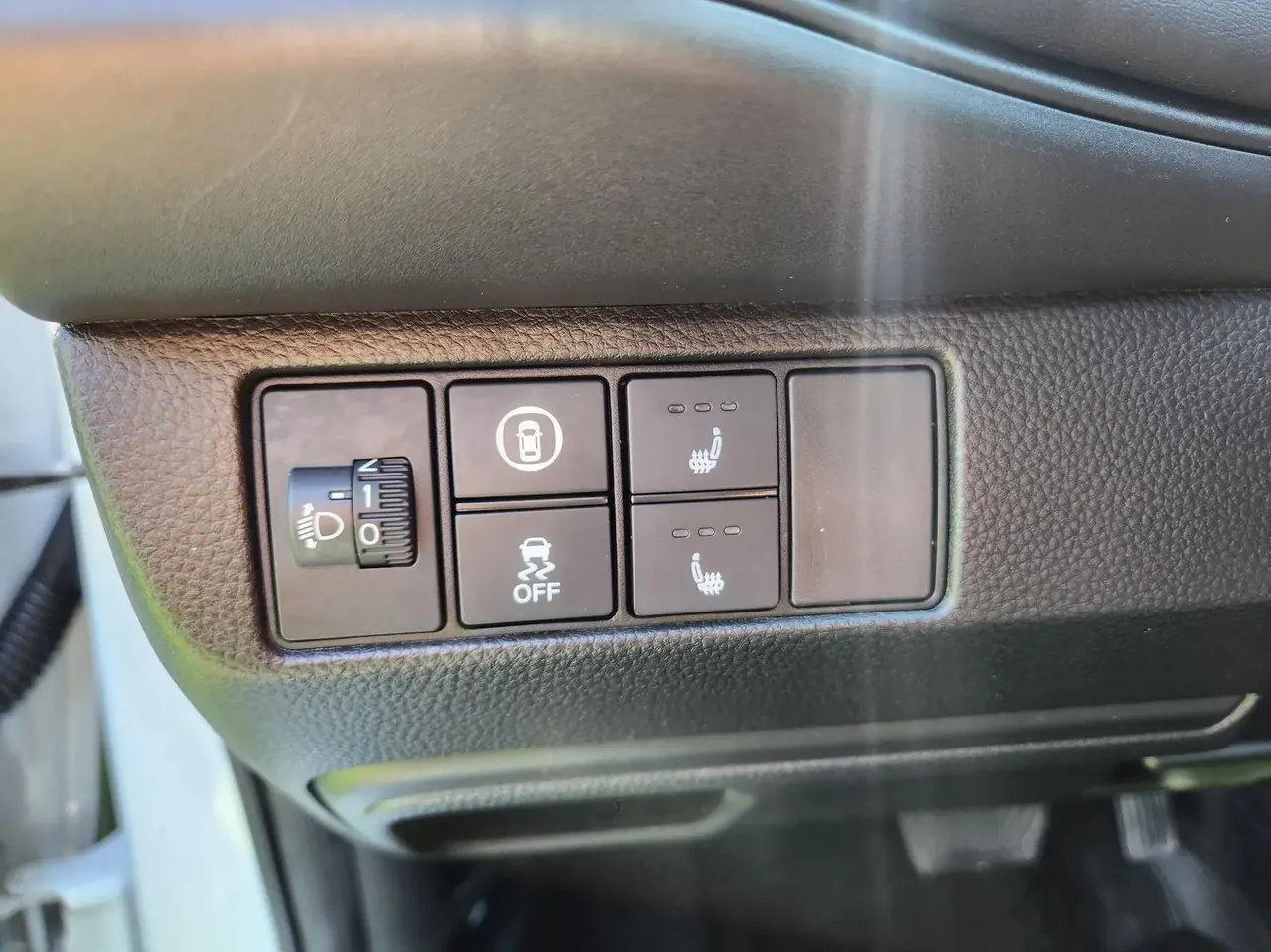 Honda 2023 Vezel 1.5 CVT Technology Edition Automatic 13