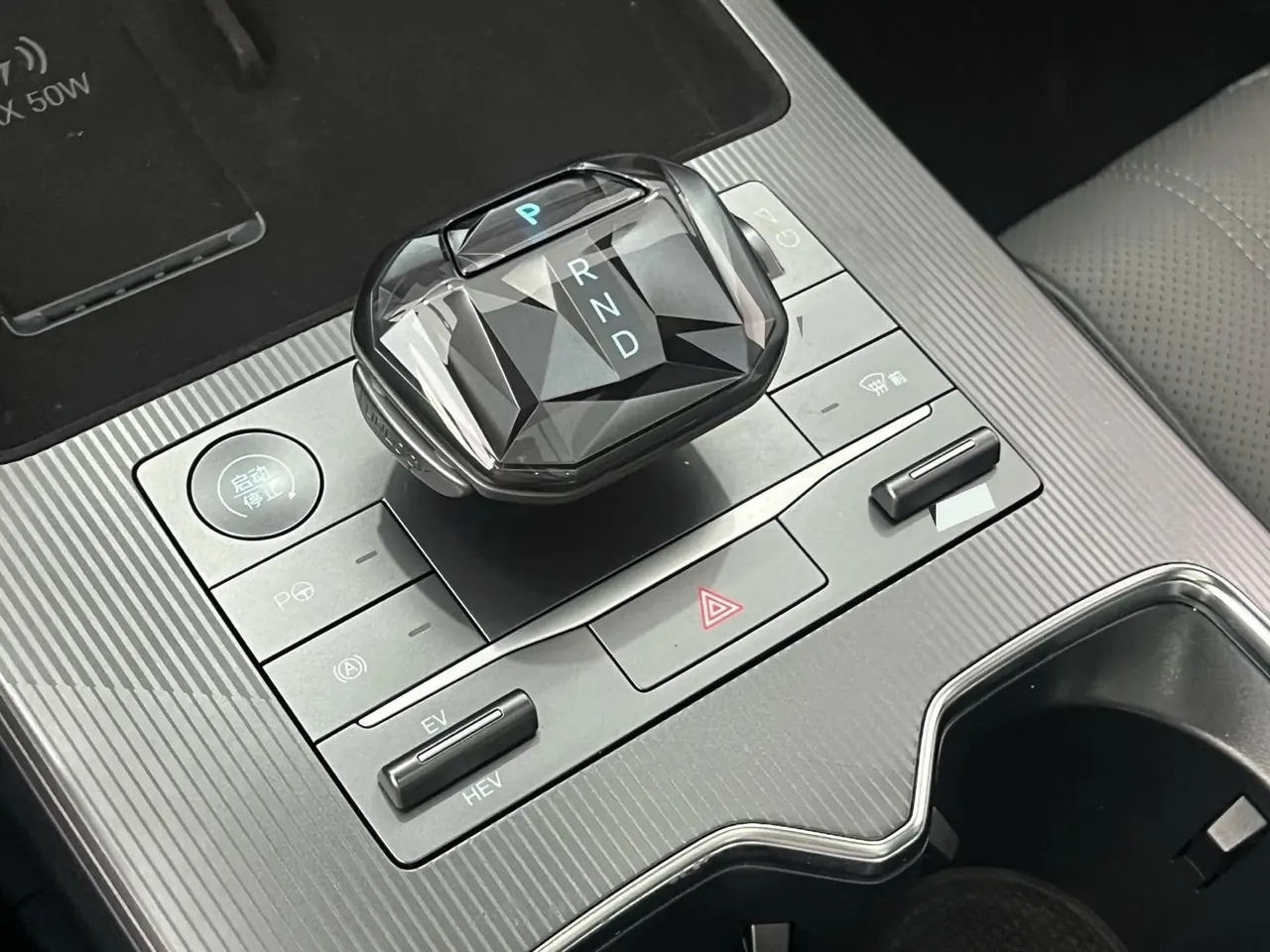 BYD 2025 Song L DM-i 1.5 Stepless Smart Driving Edition 160km Excellent Automatic Gear 8