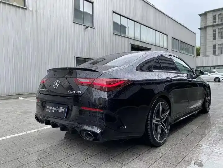 Mercedes Benz CLA AMG 2024 AMG CLA 35 4MATIC 11