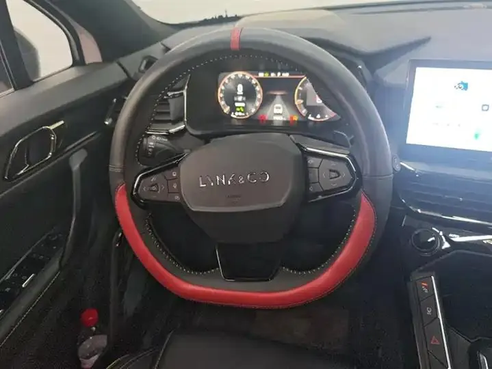 LYNK&amp;CO 06 2023 Remix 1.5T Halo 15