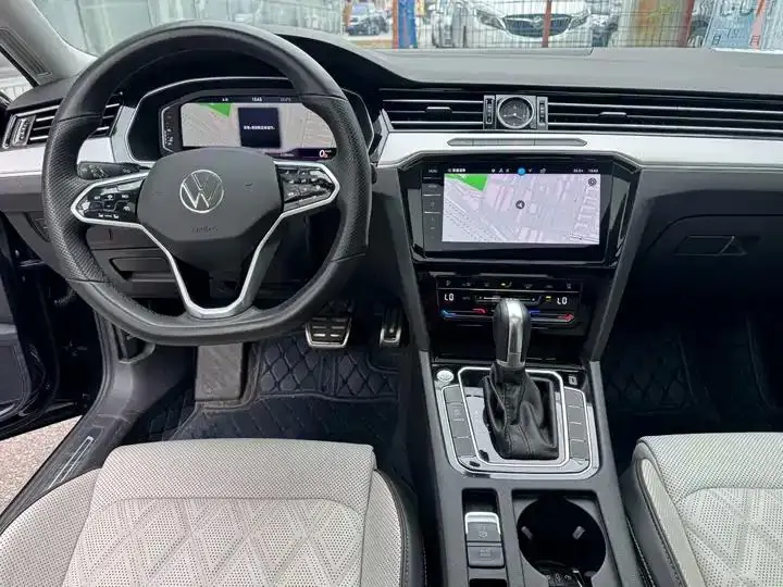 Magotan 2023, 2 Million Units Commemorative Edition, 330TSI DSG Luxury Model 4