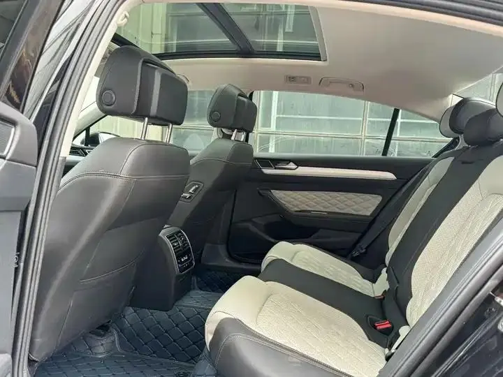 Magotan 2023, 2 Million Units Commemorative Edition, 330TSI DSG Luxury Model 5