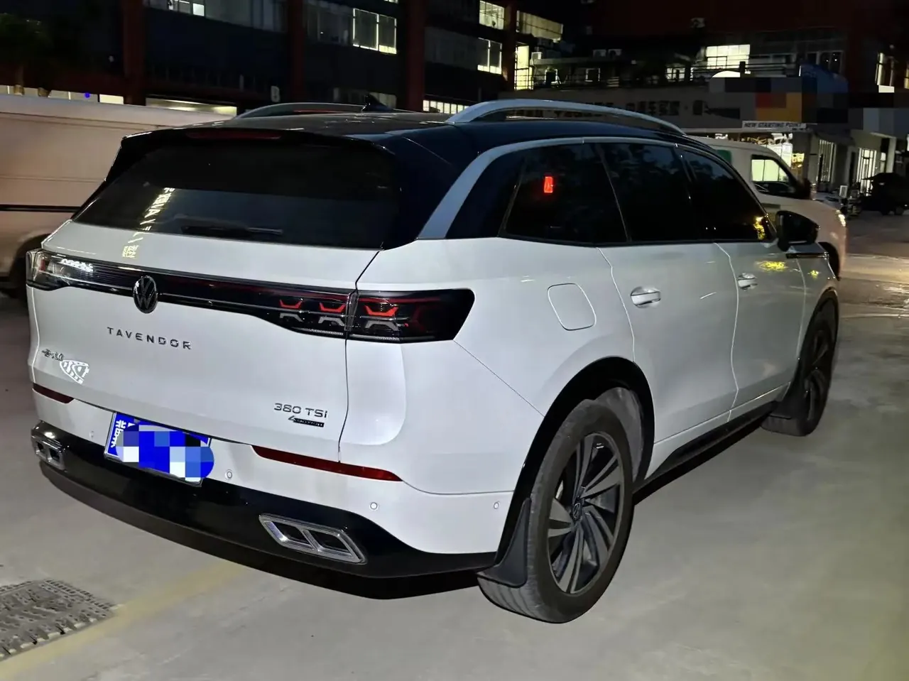 Volkswagen 2023 model tour R-Line 2.0TSI 380TSI four-wheel drive parade version automatic gear 4