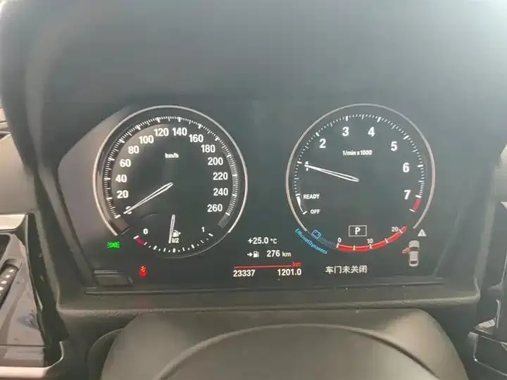 BMW 1 Series 2022 125i M Sport Night Edition 12