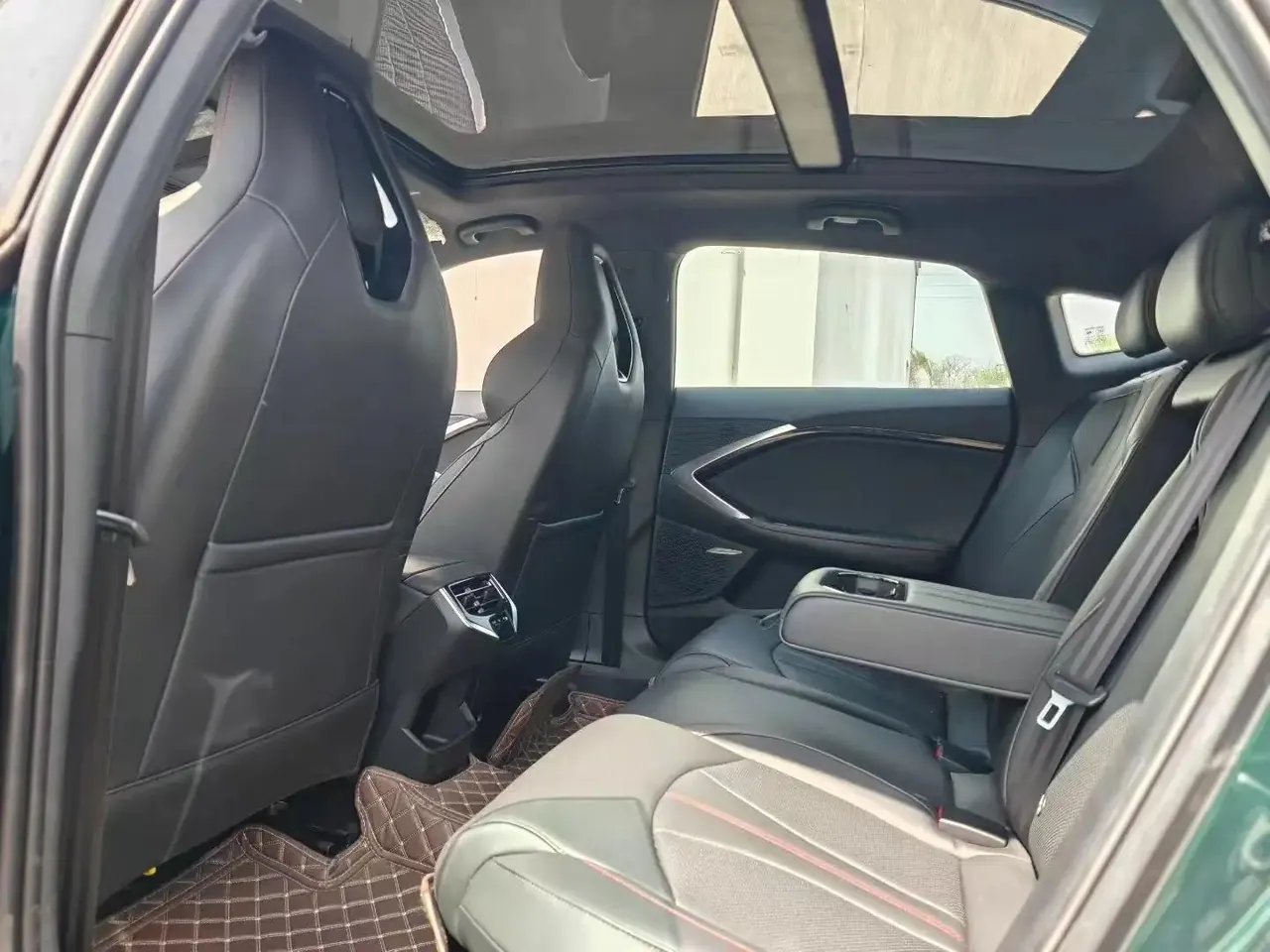 MG 2025 MG7 1.5T 300 Elegant Automatic Gear 4