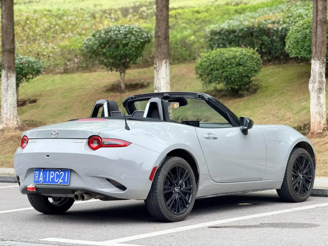 Mazda MX-5 (Imported) 2023 MX-5 RF 2.0 Manual Gear 7