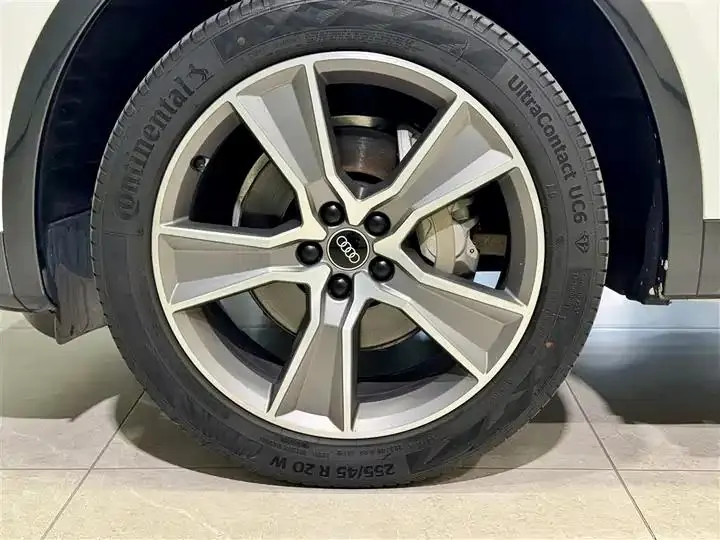 Audi Q5L 2022 45T Deluxe Elegant 11