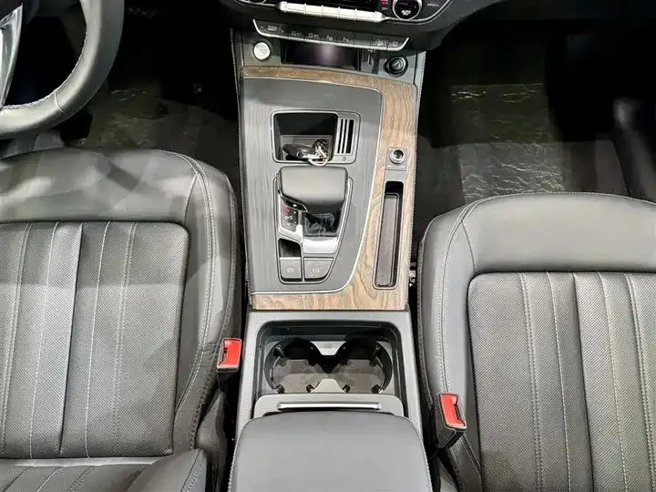 Audi Q5L 2022 45T Deluxe Elegant 21