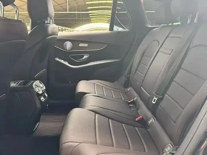 Mercedes Benz GLC 2022 GLC 260 L 4MATIC Luxury 9