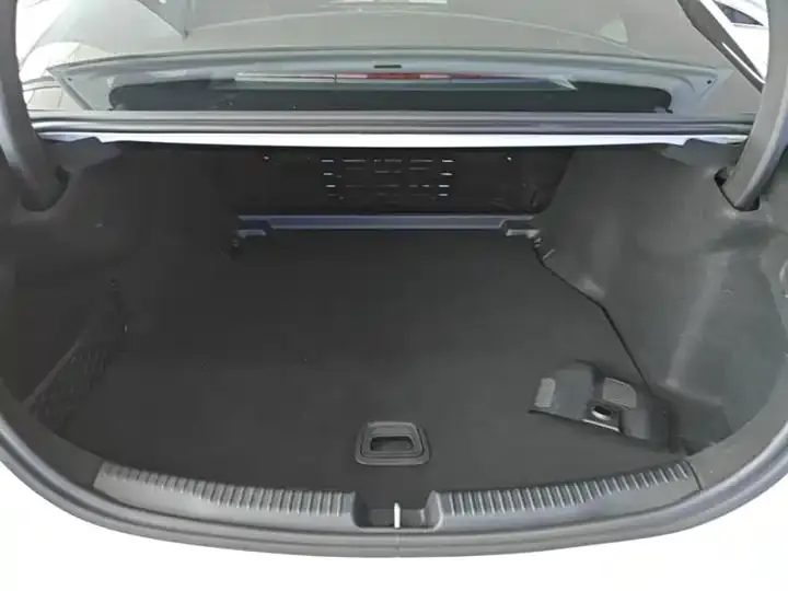 Mercedes Benz Class C 2024 to 3 C 260 L Sports Edition 19
