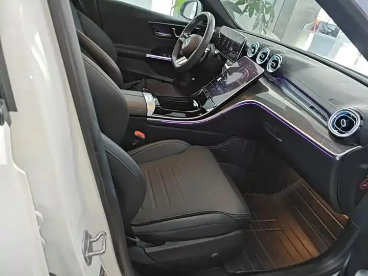 Mercedes Benz Class C 2024 to 3 C 260 L Sports Edition 25