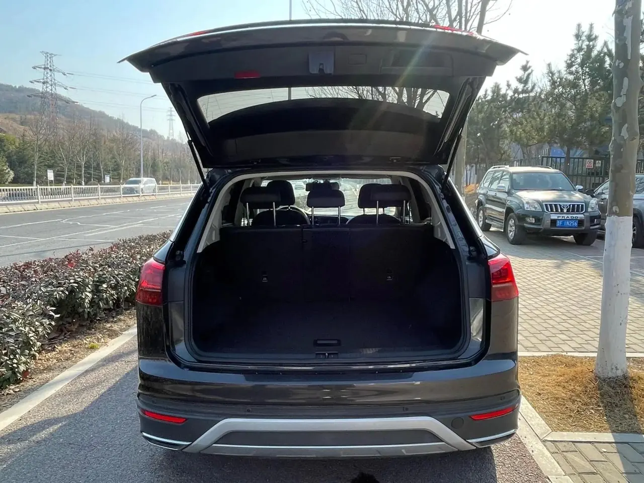 Tangyue 2019, 330 TSI, Front-Wheel Drive Luxury Edition, China V Emission Standard 15
