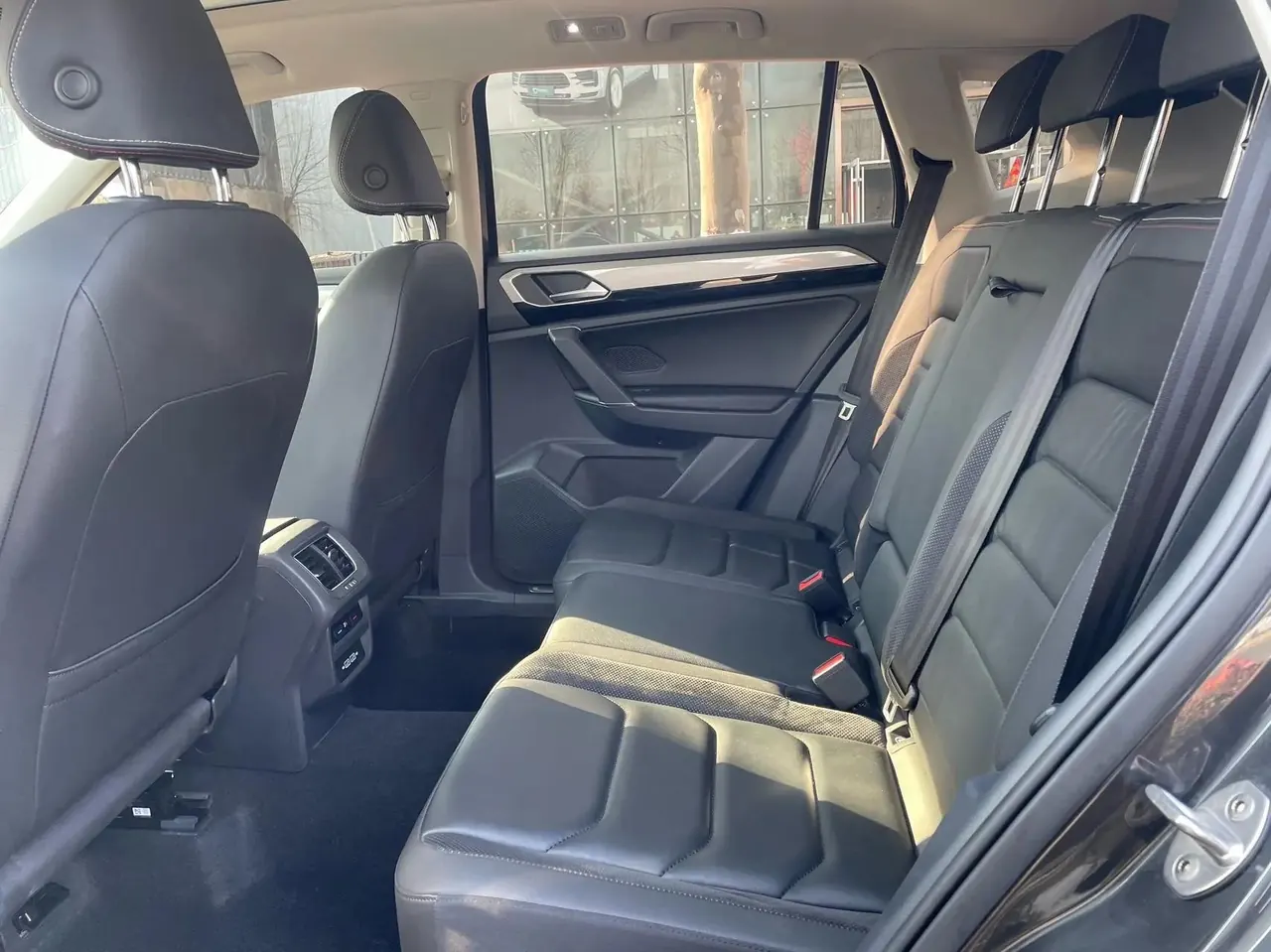 Tangyue 2019, 330 TSI, Front-Wheel Drive Luxury Edition, China V Emission Standard 8