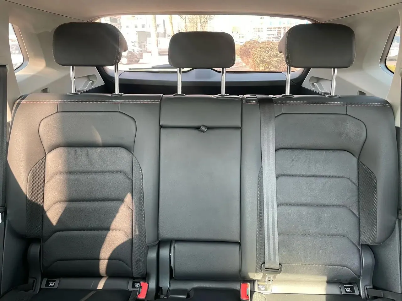Tangyue 2019, 330 TSI, Front-Wheel Drive Luxury Edition, China V Emission Standard 9
