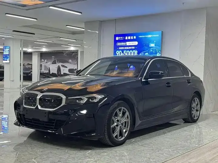 BMW i3 2024 eDrive 35 L - View 1
