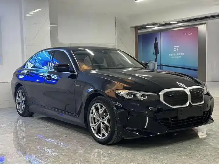 BMW i3 2024 eDrive 35 L 2