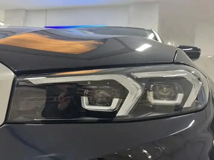 BMW i3 2024 eDrive 35 L 9