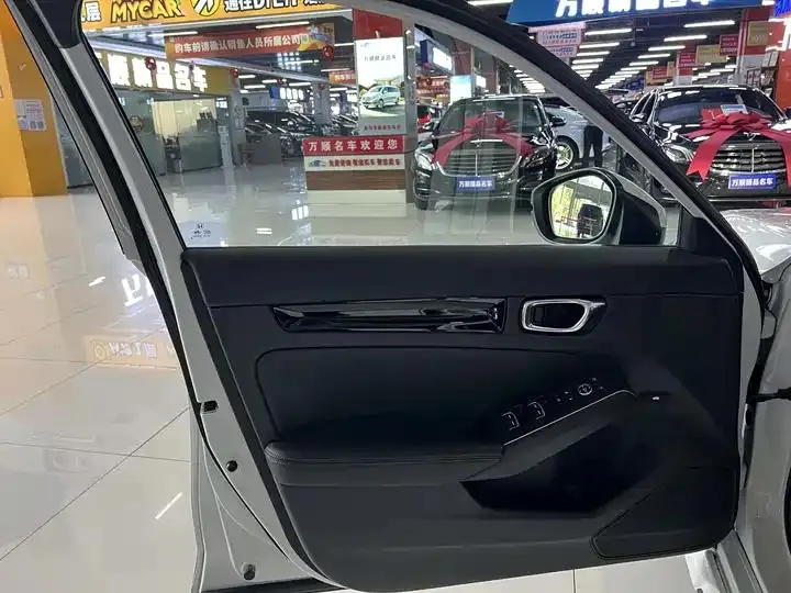 Civic 2023 240TURBO CVT Control C Special Edition 13