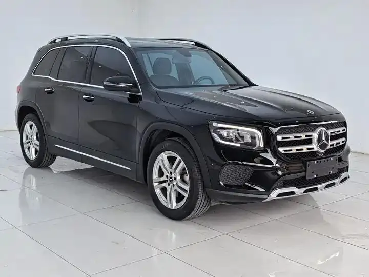Mercedes Benz GLB 2021 model GLB 200 Sport version 3