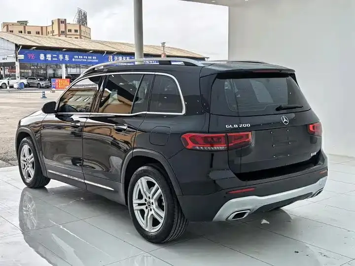Mercedes Benz GLB 2021 model GLB 200 Sport version 6