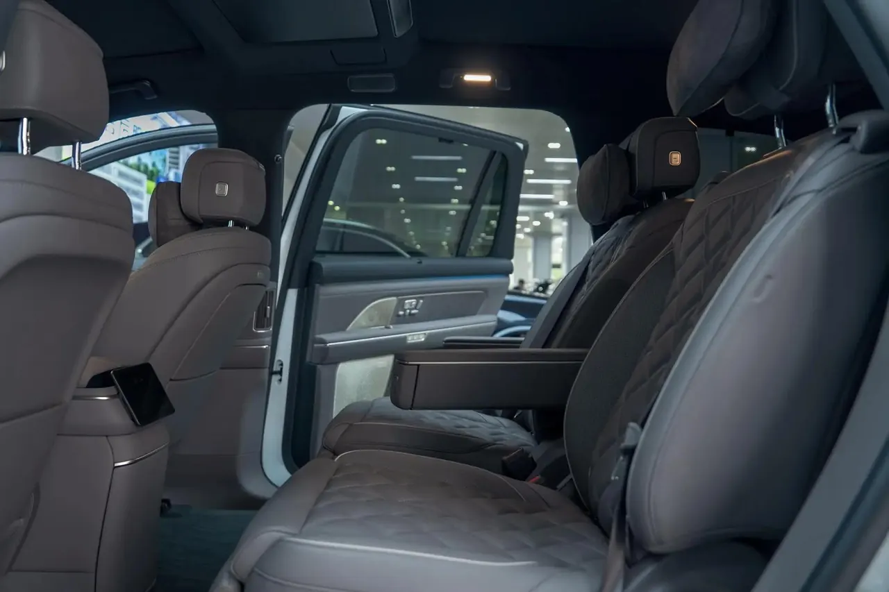 NIO 2026 ES8 6‑Seater Executive Luxury Edition Automatic Transmission 12