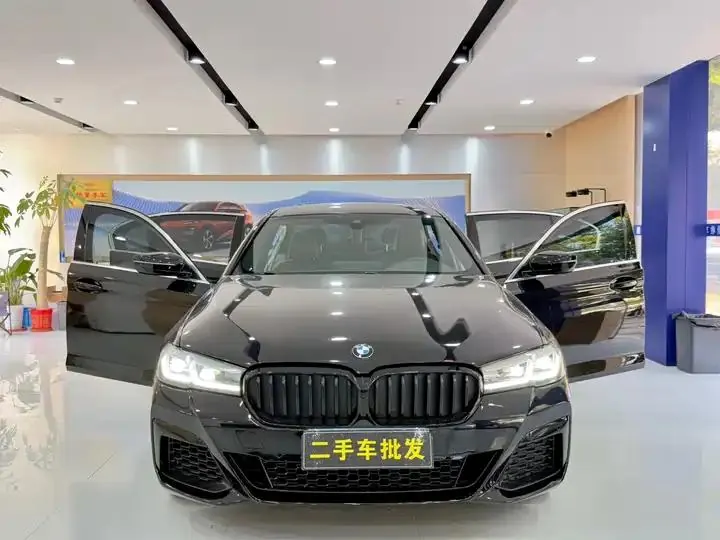 BMW 5 Series 2022 525Li M Sports Suit 16