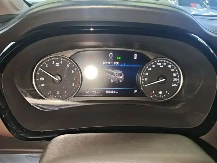 Buick GL8 2021 Land Business Class 652T Luxury Model 12