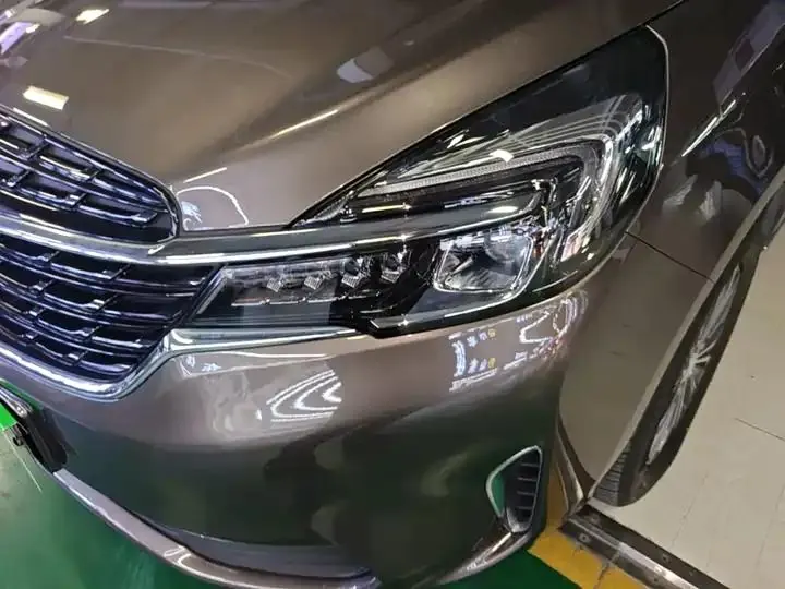 Buick GL8 2021 Land Business Class 652T Luxury Model 24