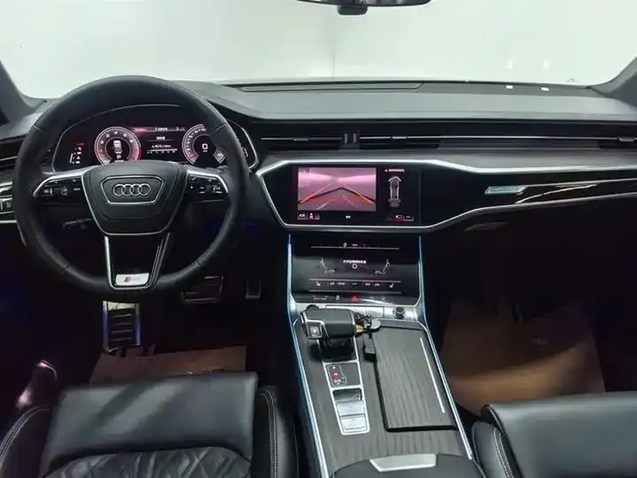 Audi A6L 2025 45 TFSI quattro Selected Dynamic Type 12
