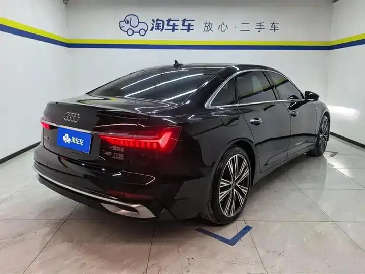 Audi A6L 2025 45 TFSI quattro Selected Dynamic Type 3