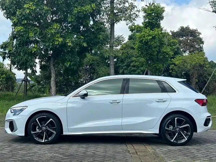 Audi A3 2022 Sportback 35 TFSI Fashion Sport 8