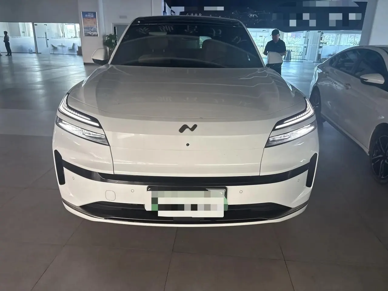 ONVO 2025 L90 Max six-seat automatic gear 2
