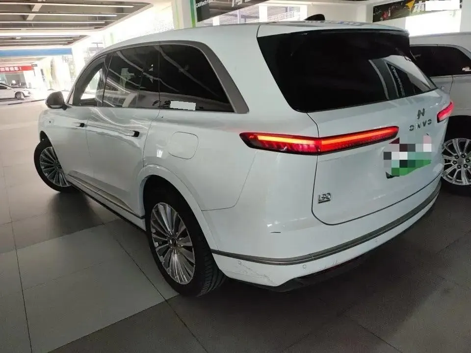 ONVO 2025 L90 Max six-seat automatic gear 4