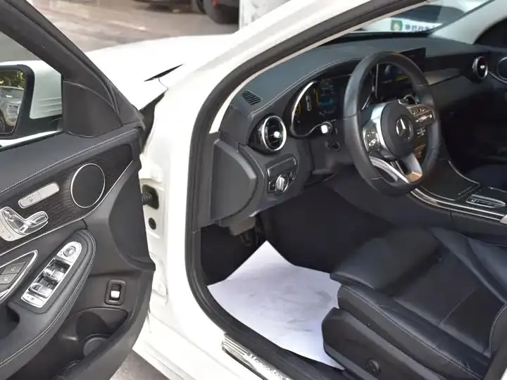 Mercedes Benz Class C 2021 C 260 L Sports Edition 4MATIC 8