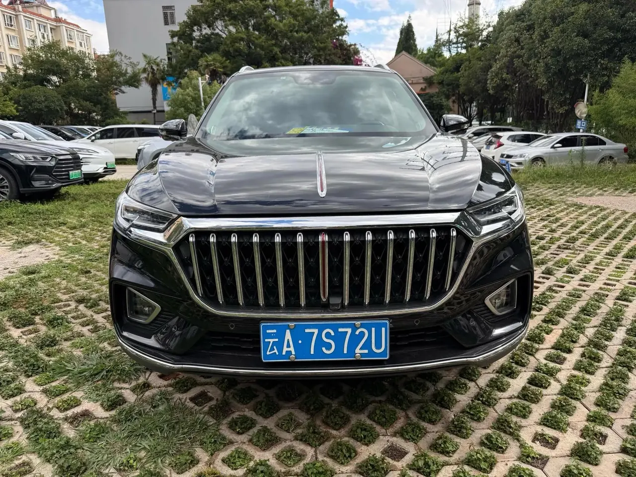 HongQi HS5 2022 2.0T Smart Flag Enjoy Four-wheel Drive Edition 2
