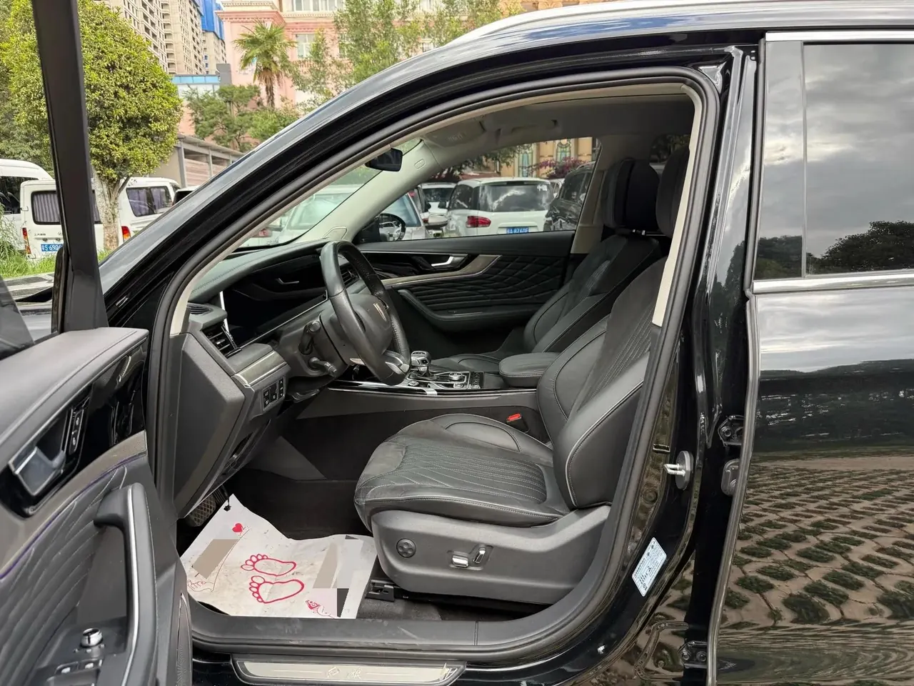 HongQi HS5 2022 2.0T Smart Flag Enjoy Four-wheel Drive Edition 4