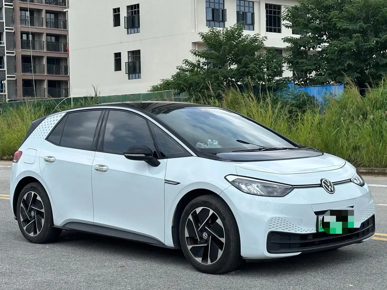 Volkswagen 2023 ID. 3 Upgraded Pure Smart Edition Automatic Gear 3