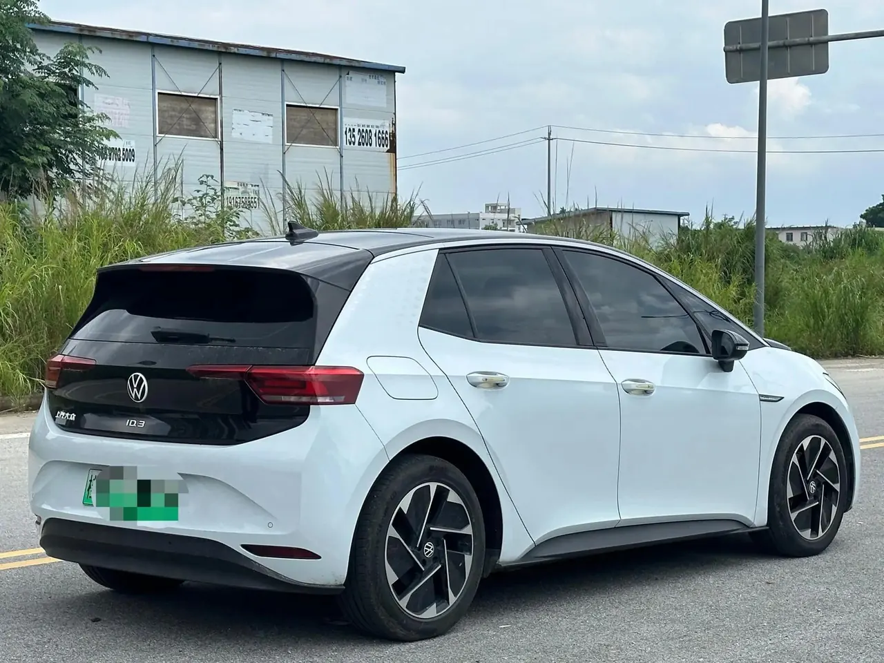 Volkswagen 2023 ID. 3 Upgraded Pure Smart Edition Automatic Gear 6