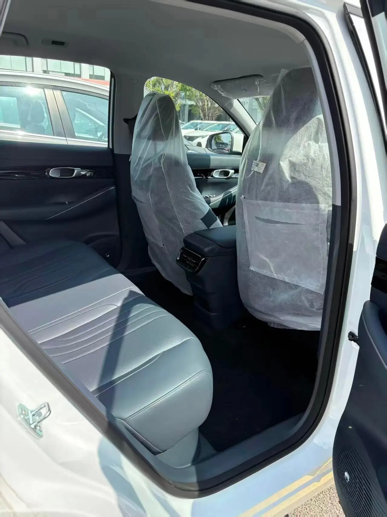 Geely Galaxy 2026 Model E5 530km Launch Edition Automatic 3