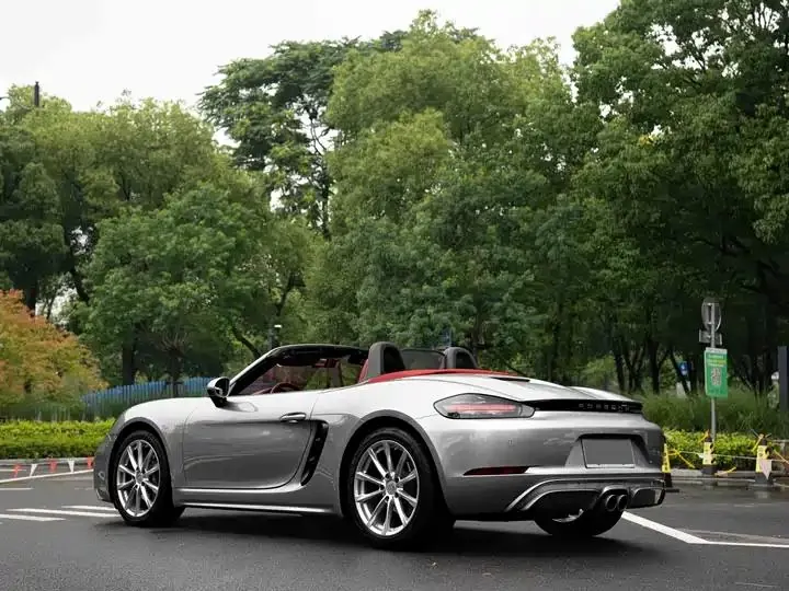 Porsche 718 2022 Boxster 2.0T 5