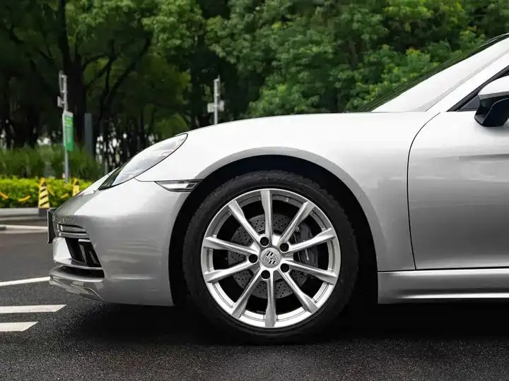 Porsche 718 2022 Boxster 2.0T 8