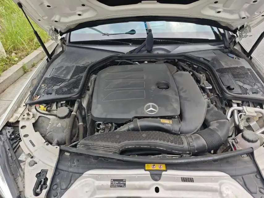 Mercedes Benz Class C 2020 to Class C 260 Sports Edition 3