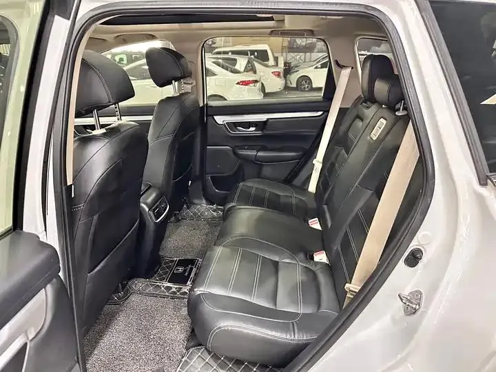 Honda CR-V 2021 240TURBO CVT Two-Drive Comfort Edition 6